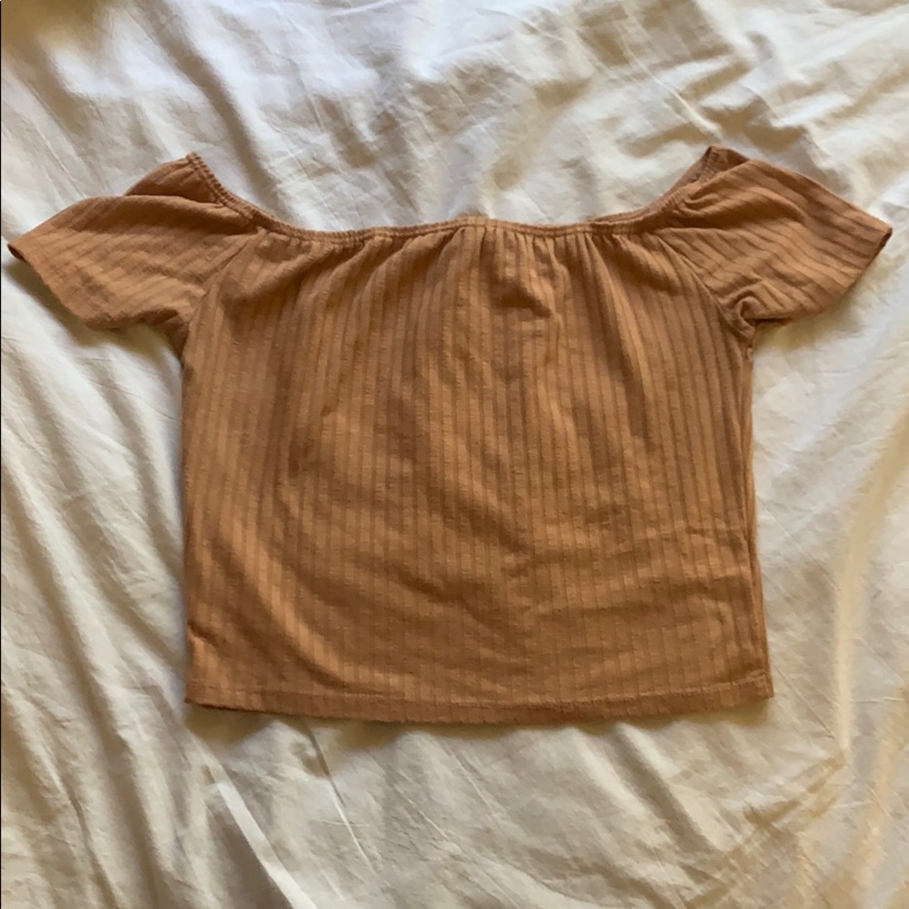 off the shoulder crop